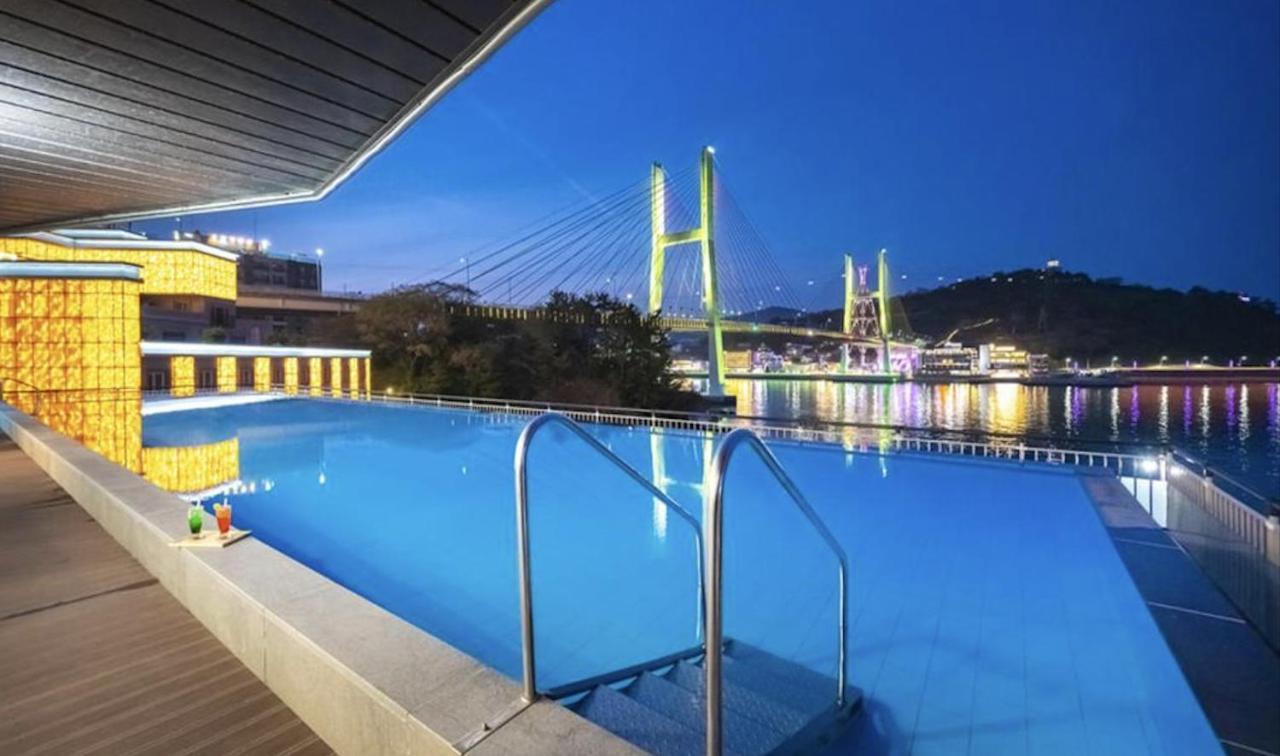 Yeosu Hotel Haven Exteriör bild